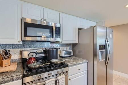 Awesome 3Br 2Bth 1 Block To Beach C2 Ньюпорт-Бич Экстерьер фото